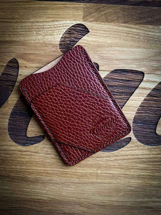handmade minimalist embossed brown vegetable tanned leather cardholder